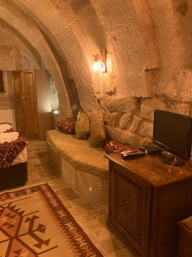 ウルギュップ Monte Cappa Cave House Bed & Breakfast エクステリア 写真