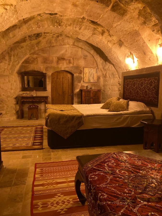 ウルギュップ Monte Cappa Cave House Bed & Breakfast エクステリア 写真